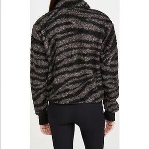 VARLEY Women’s Napoli Size LARGE Fleece Sherpa Zebra Print Gray Black Full Zip